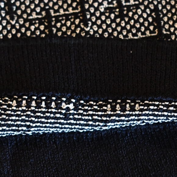 St John Sml Top - Picture 7 of 8